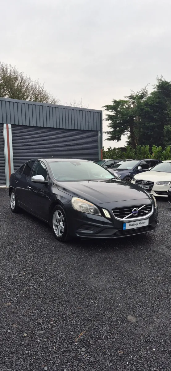 VOLVO S60 R DESIGN 2013 - Image 1