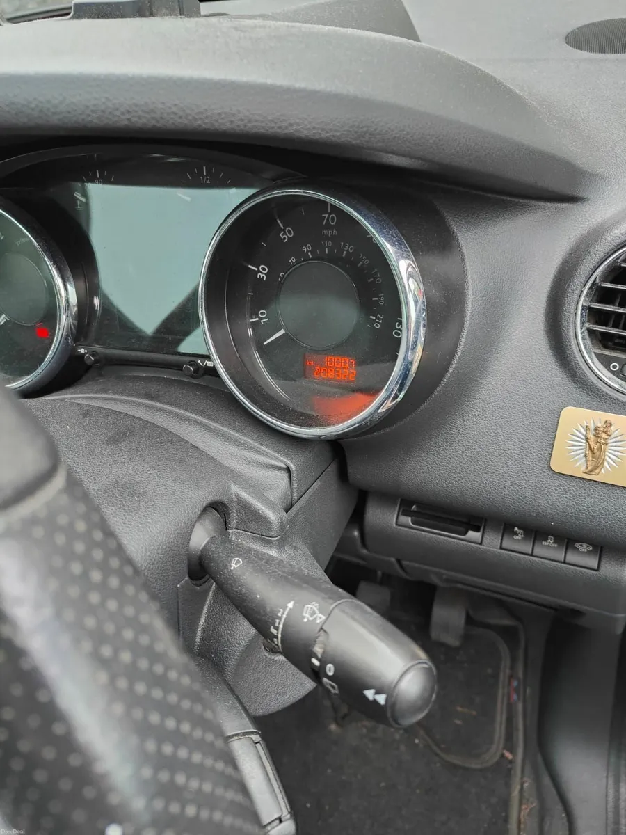 Peugeot 5008 2012 - Image 3