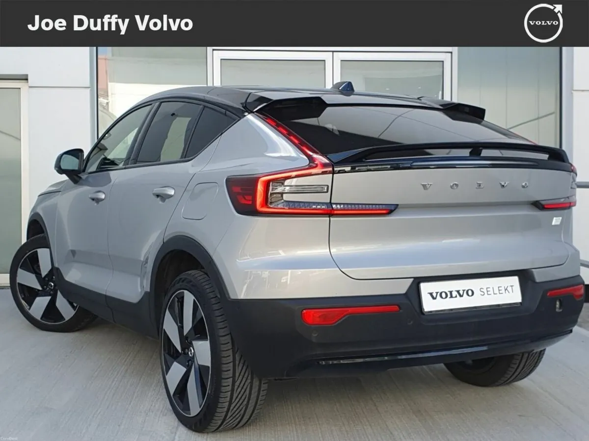 Volvo C40 Recharge BEV 231hp Ultimate - Image 3