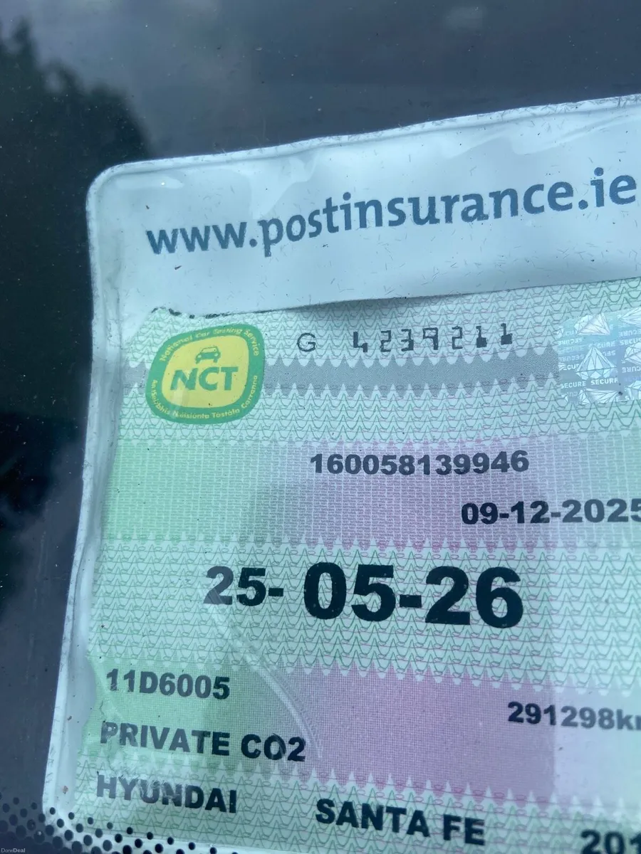 Hyundai Santa Fe 2011 tax+ nctd 7 seater - Image 3