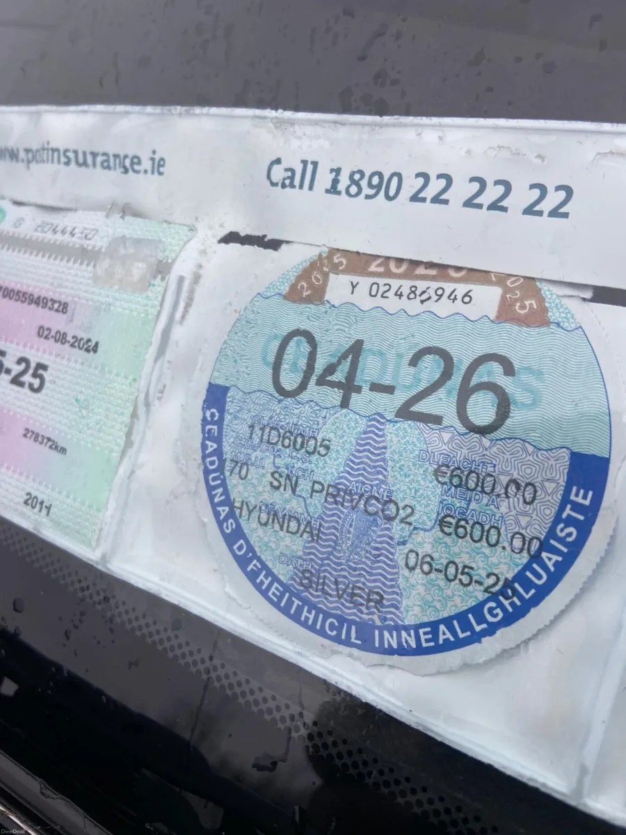 Hyundai Santa Fe 2011 tax+ nctd 7 seater - Image 2