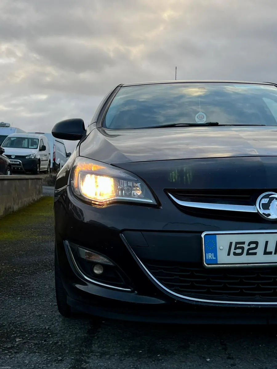 Vauxhall Astra 2015 sri 2.0 - Image 3