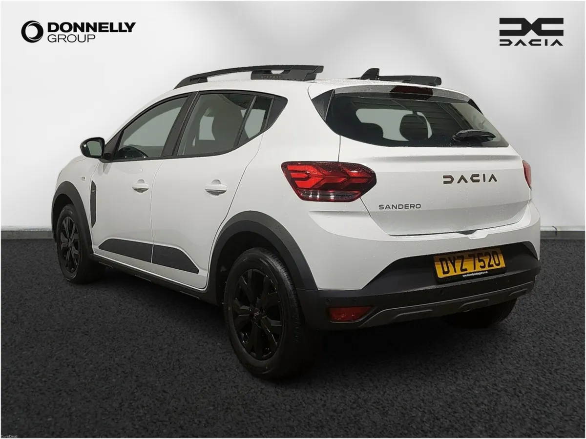 Dacia Sandero Stepway Hatchback Extreme - Image 2