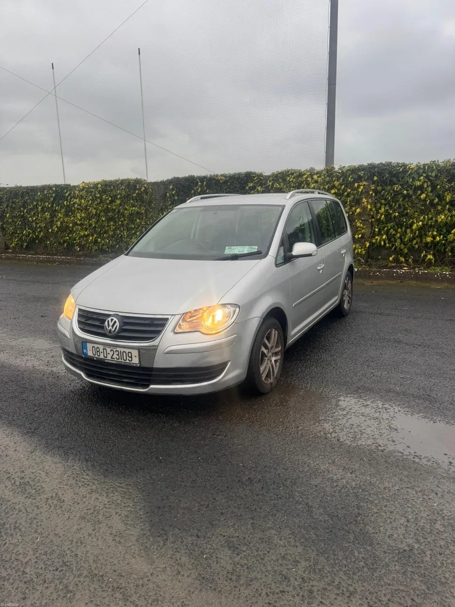 2008 Volkswagen Touran 7 Seater For Sale - Image 1