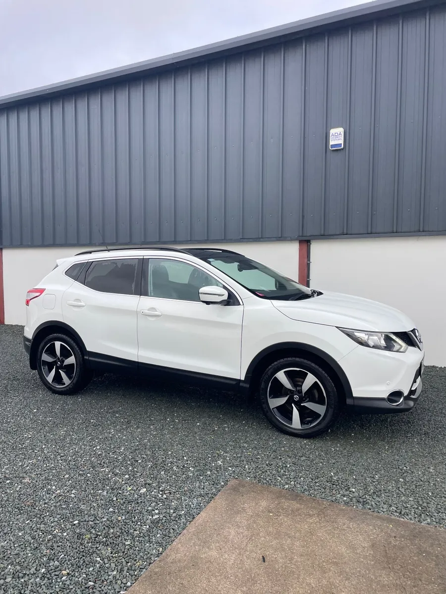 Nissan Qashqai 2017 - Image 1
