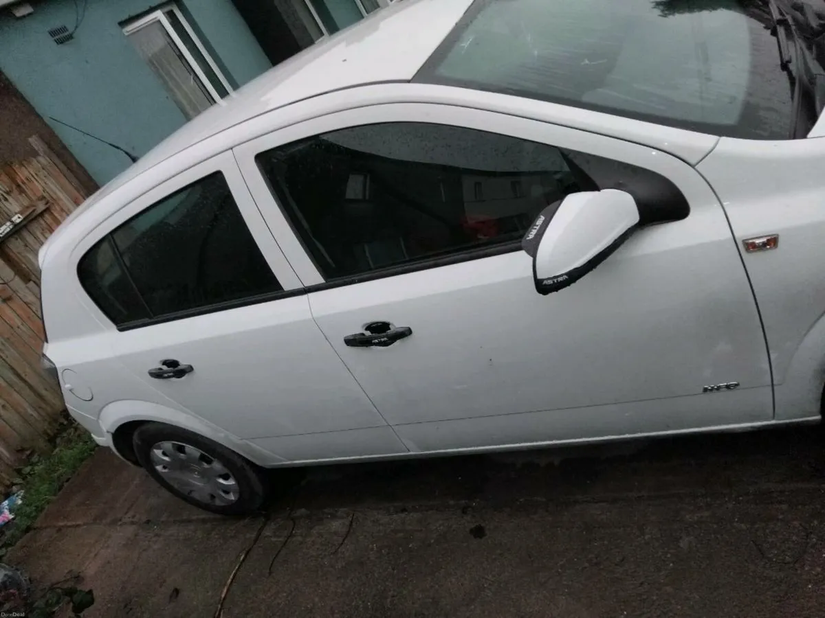 09 Vauxhall astra 1.7 diesel - Image 3