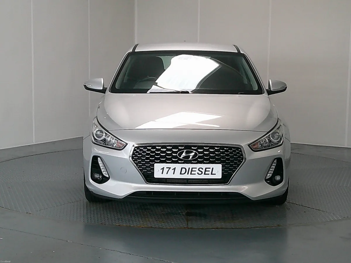 Hyundai i30 2017 - Image 2