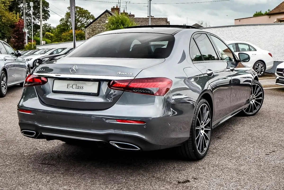 Mercedes-Benz E-Class E400d AMG Premium Plus 4Mati - Image 4