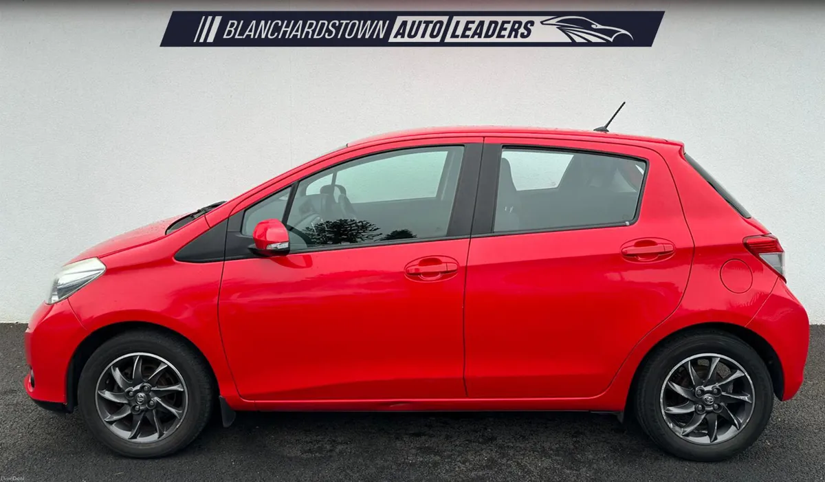 TOYOTA YARIS VVT-i 1.0 SPORT 70BHP - Image 2