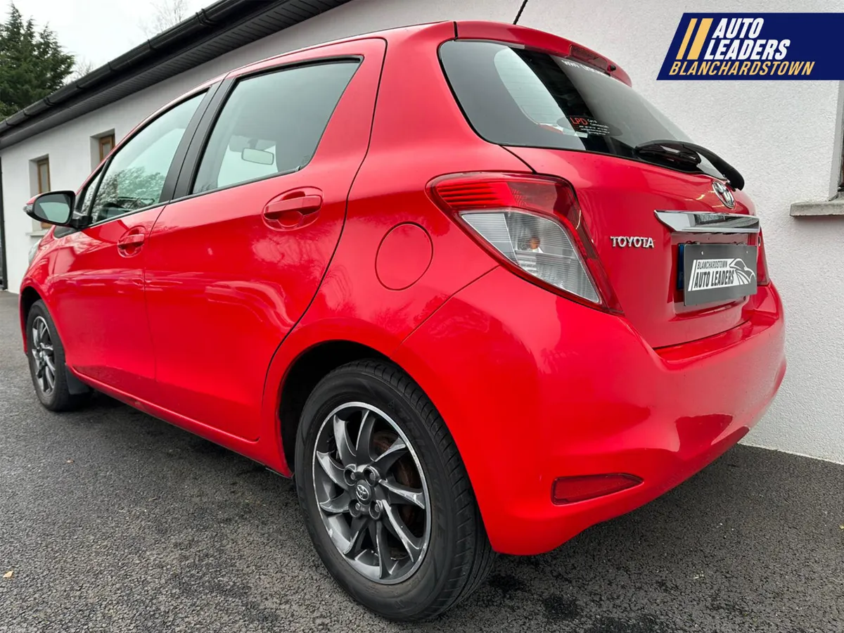 TOYOTA YARIS VVT-i 1.0 SPORT 70BHP - Image 4
