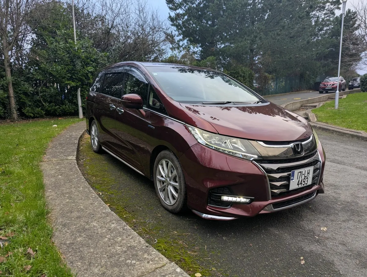 2017 Honda Odyssey Automatic Hybrid Petrol 7 Seats - Image 2