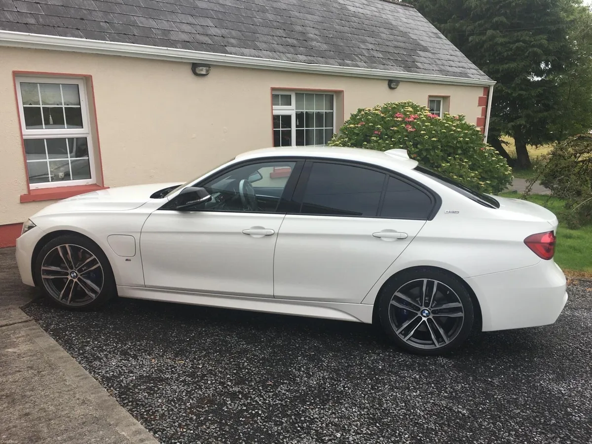 BMW 3-Series M Sport Hybrid 'Shadow Editon'*252bhp - Image 2