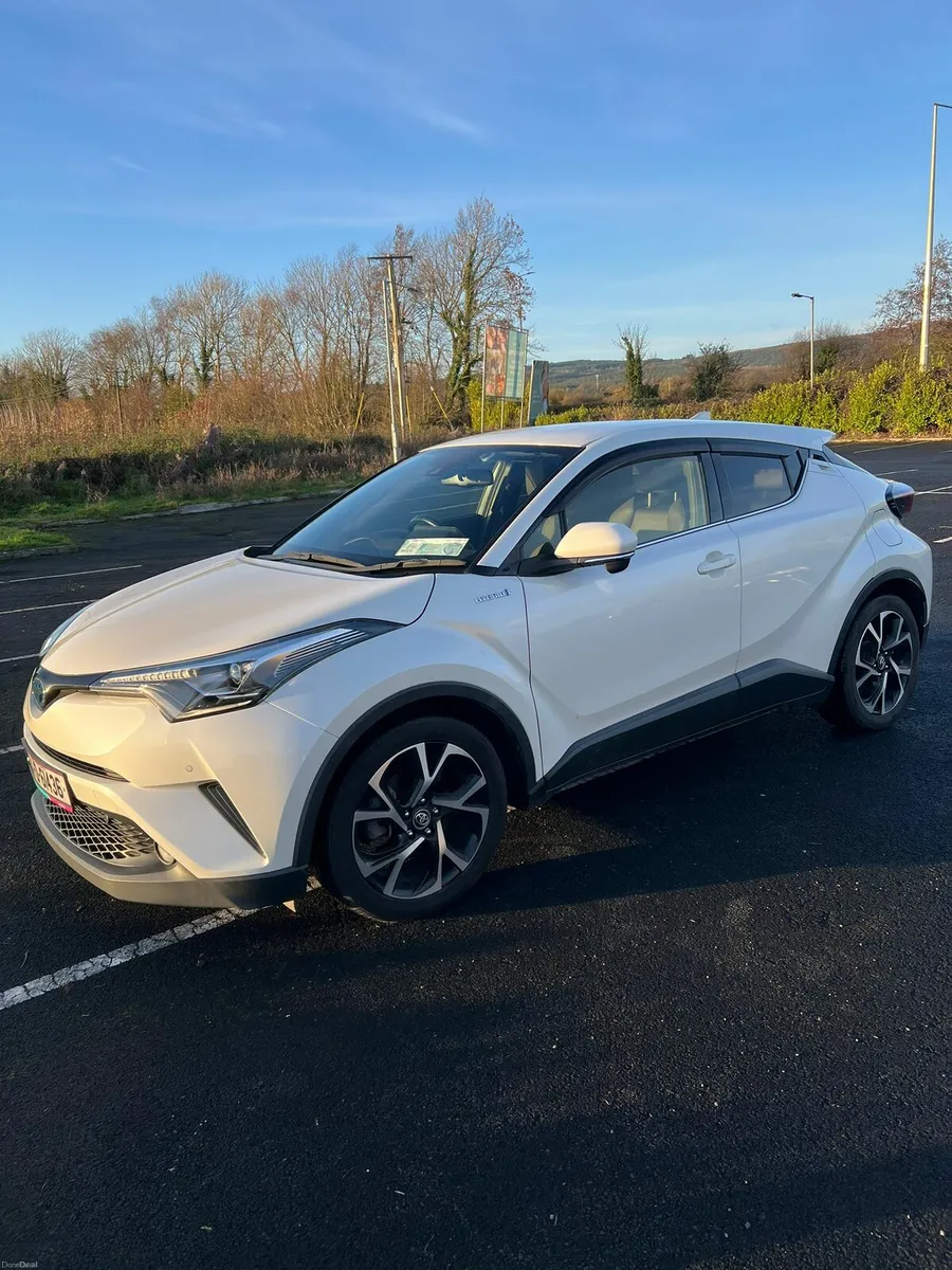 Toyota CH-R - Image 1