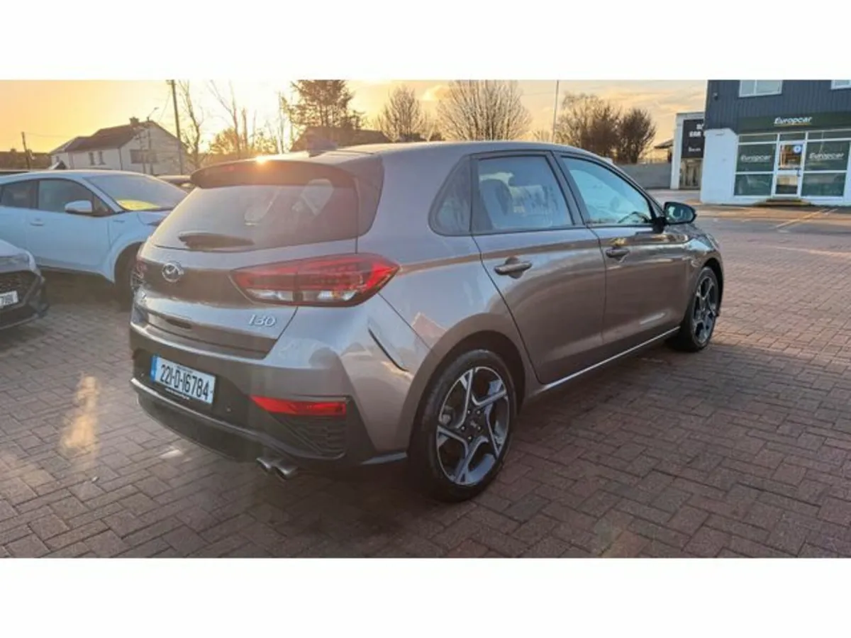 Hyundai i30 i 30 Petrol 5DR - Image 4