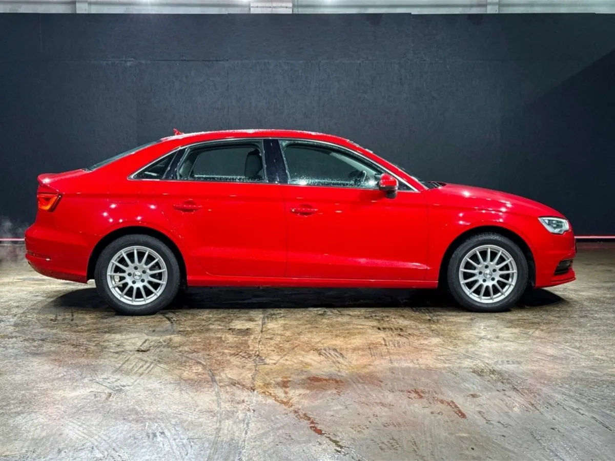 Audi A3 SALOON AUTOMATIC 1.4L TFSI - A/C HEATING C - Image 3