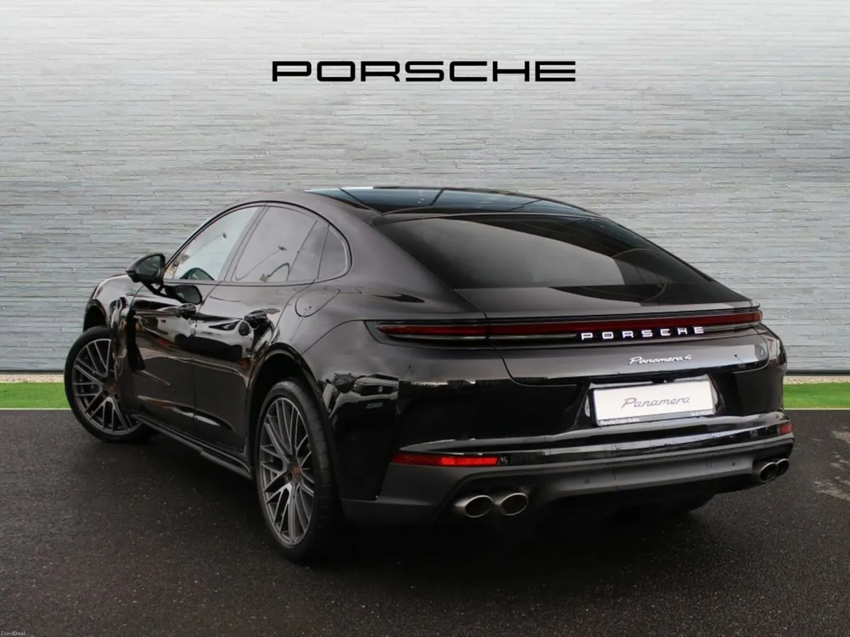 Porsche Panamera 4 E-Hybrid (New) - Image 3
