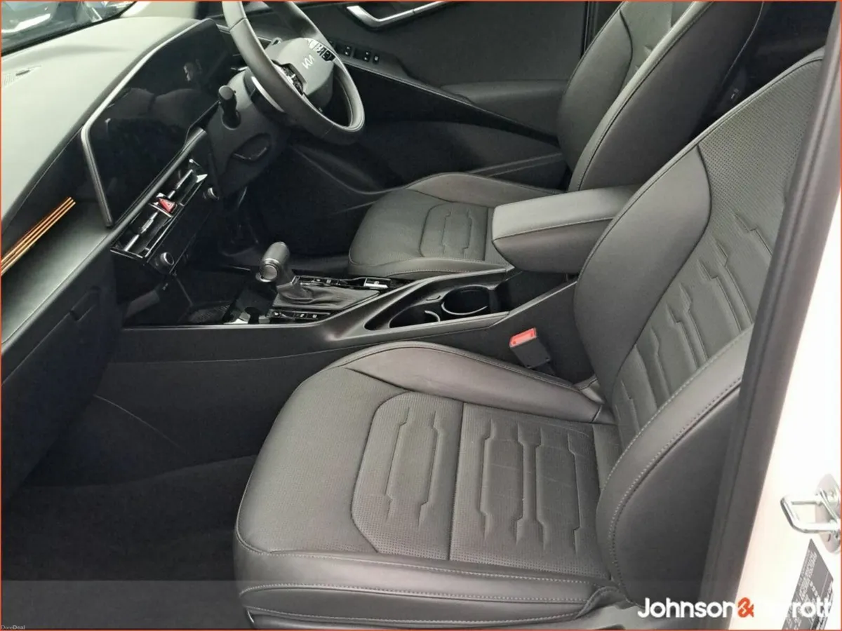 Kia Niro Niro K3 HEV 3.9% APR available - Image 4