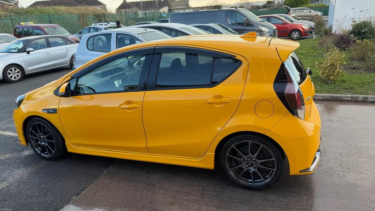 Toyota Aqua GS Sport - Image 2