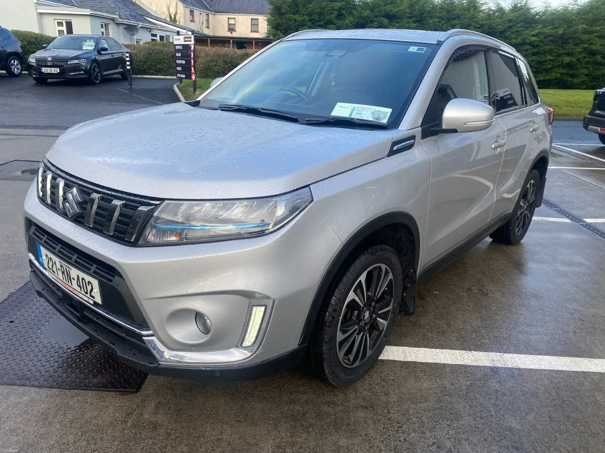 Suzuki Vitara SZ5 Allgrip Hybrid - Image 4