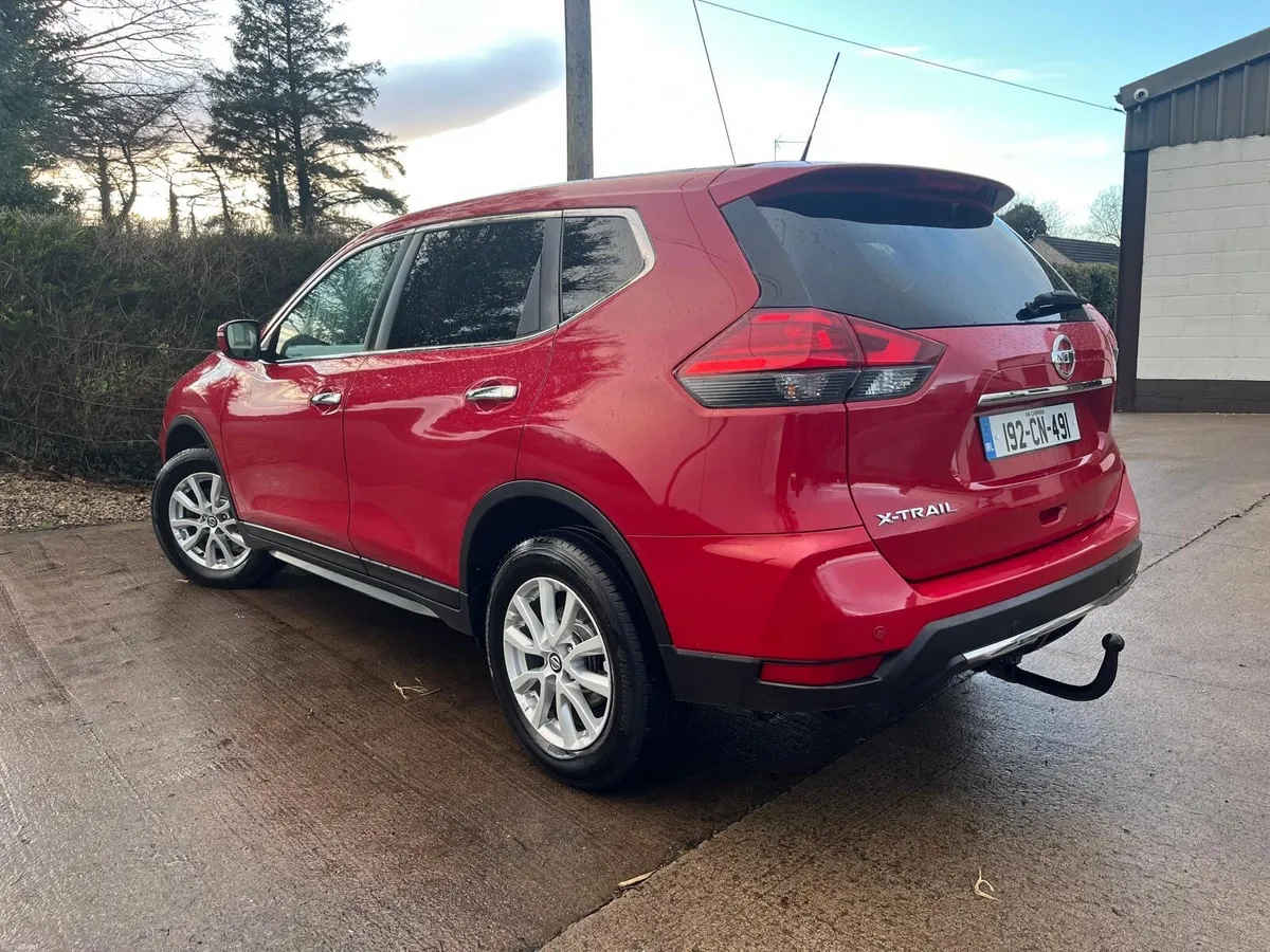 Nissan X-Trial 7 seater - Image 3