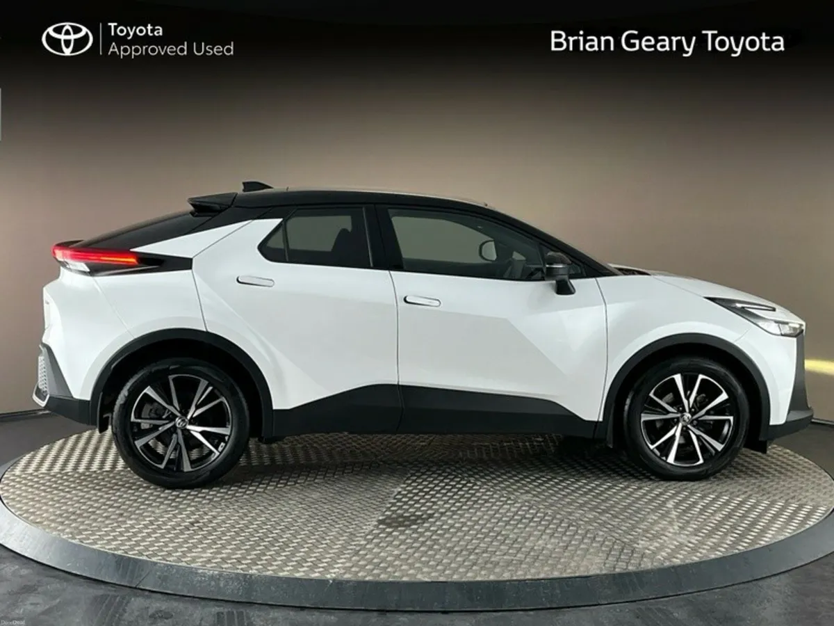 Toyota C-HR HYBRID SPORT+ - Image 3
