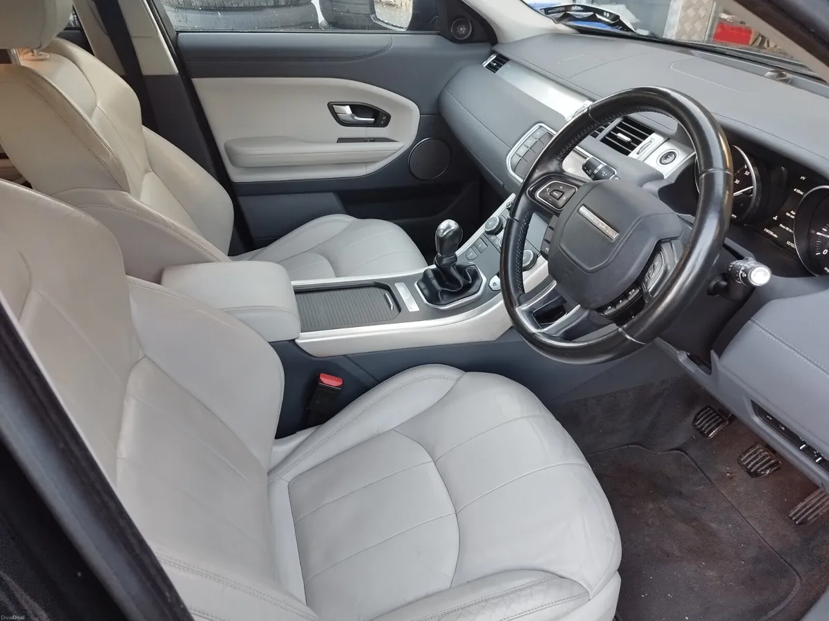 Land Rover Range Rover Evoque 2018 - Image 4