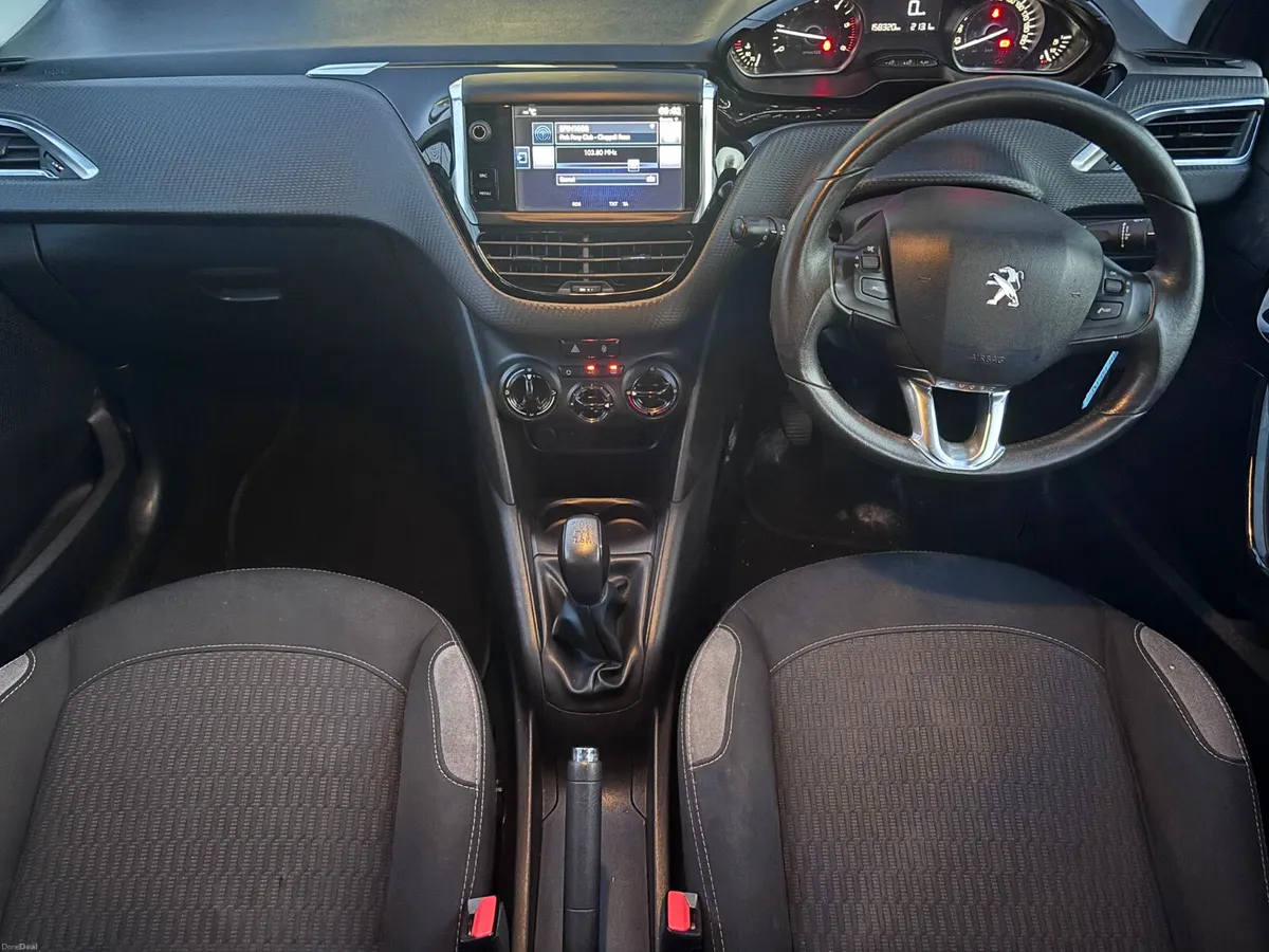 Peugeot 208 1.6 Diesel 2017 - Image 2