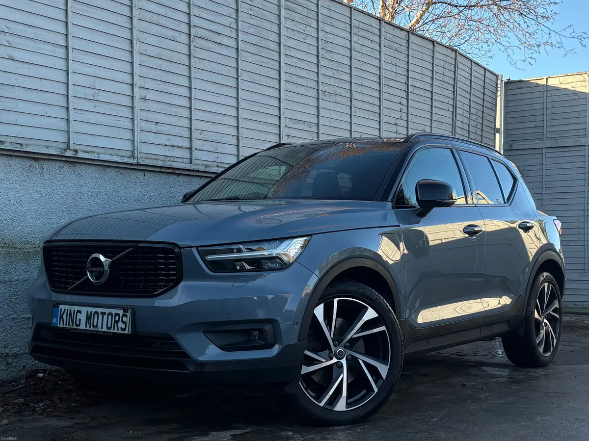 Volvo XC40 2021 R-DESIGN PRO T5 RECHARGE 260bhp - Image 3