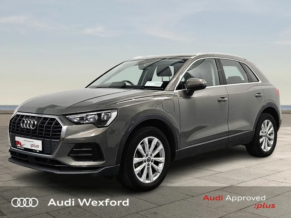 Audi Q3 45 TFSIe 245 SE ST  €449p/m - Image 4