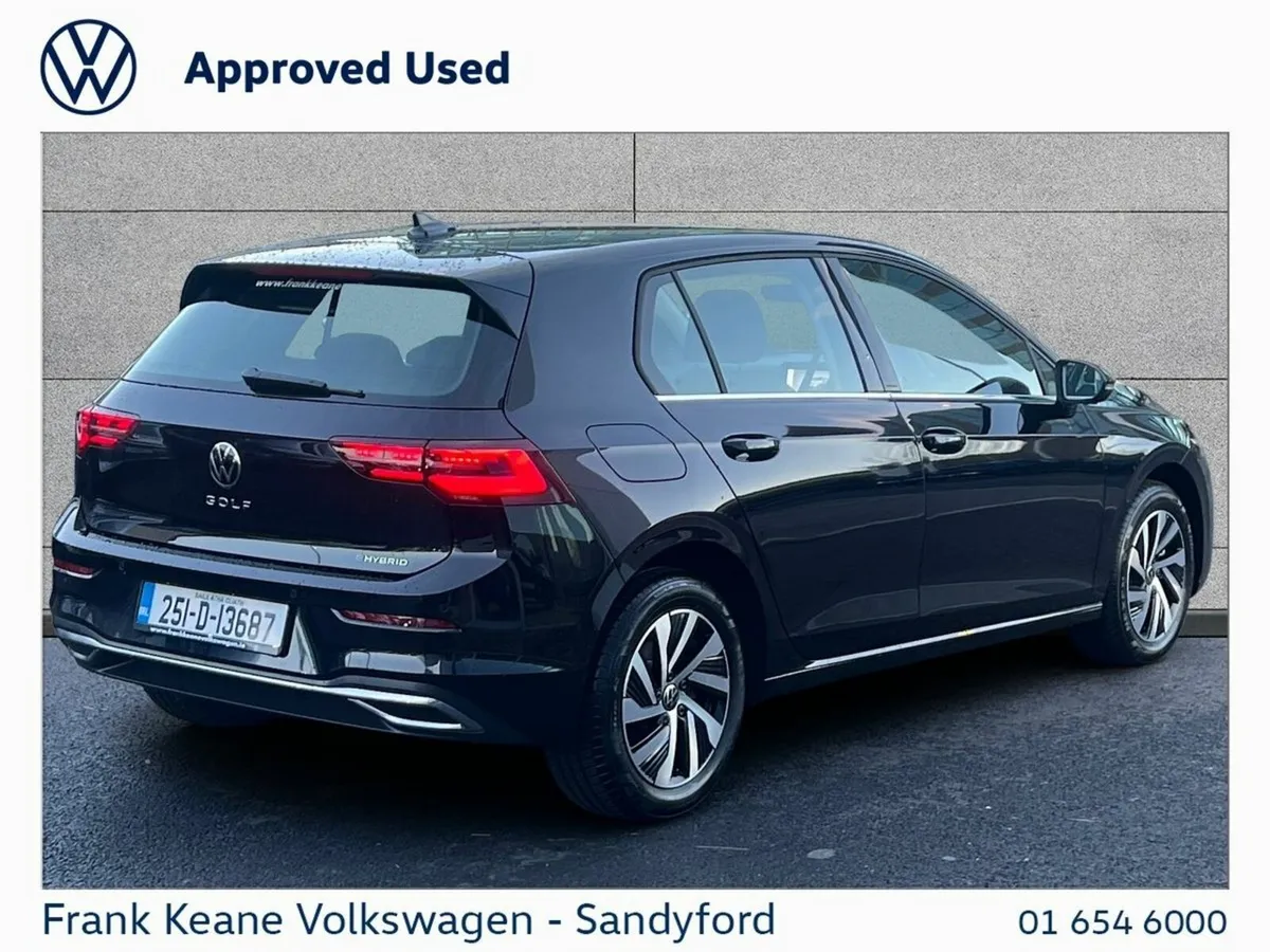 Volkswagen Golf *Style* 1.4TSI PHEV 204HP AUTO @Fr - Image 3