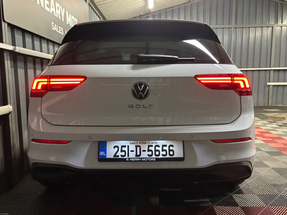 2025 Volkswagen Golf  GOLF EDITION 75 2.0  116bhp - Image 2