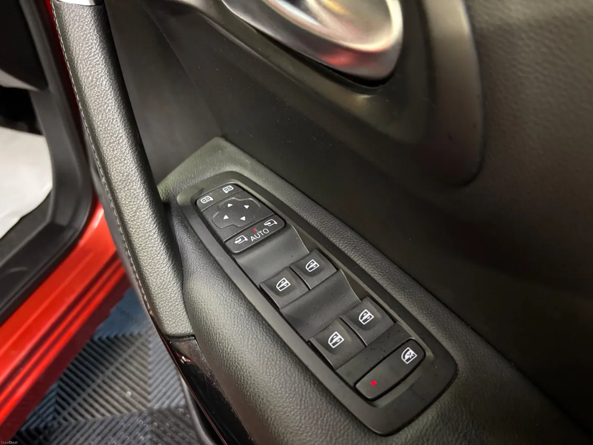 2021 211 Renault Kadjar 1.5 BLUE dCi 115 Iconic - Image 4