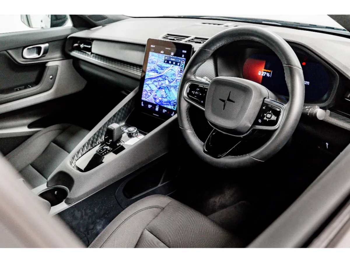 Polestar 2 78kWh Long Range Auto 225HP - Image 2
