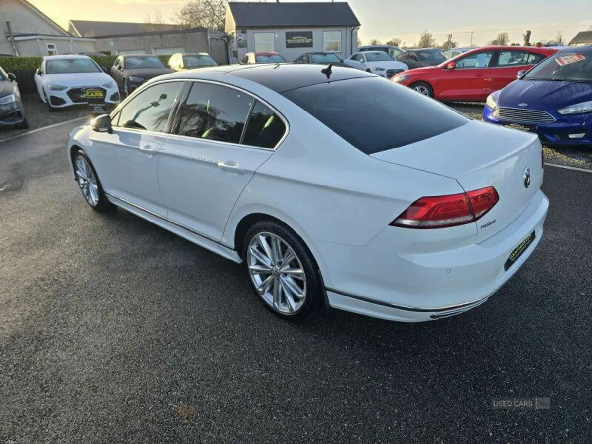 Volkswagen Passat R Line - Image 3