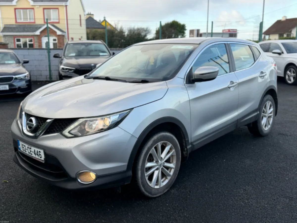 Nissan Qashqai 1.2 PET SV E6 4DR - Image 2