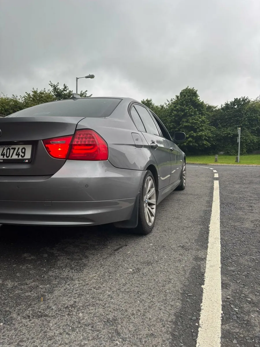 BMW 320D - Image 4