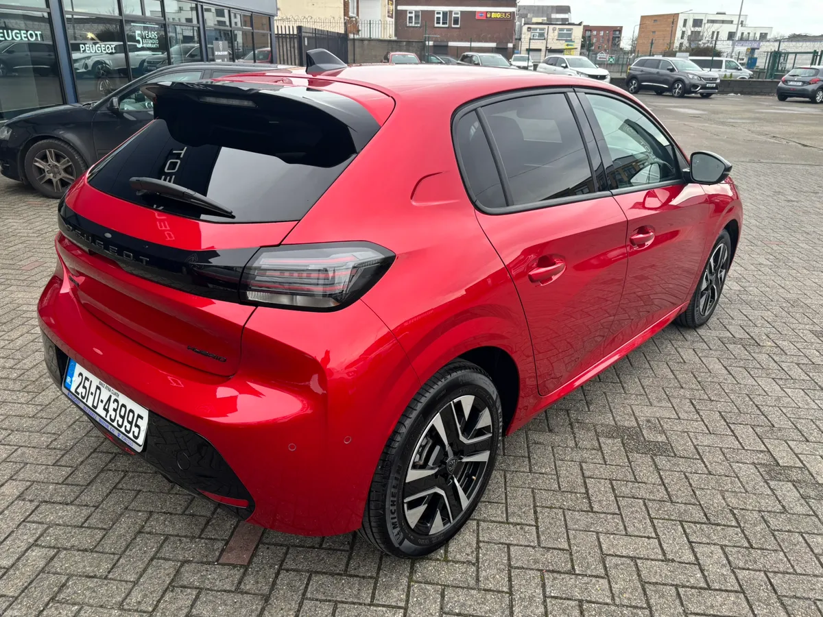 2025 Peugeot 208 Allure Hybrid scrappage offer - Image 4