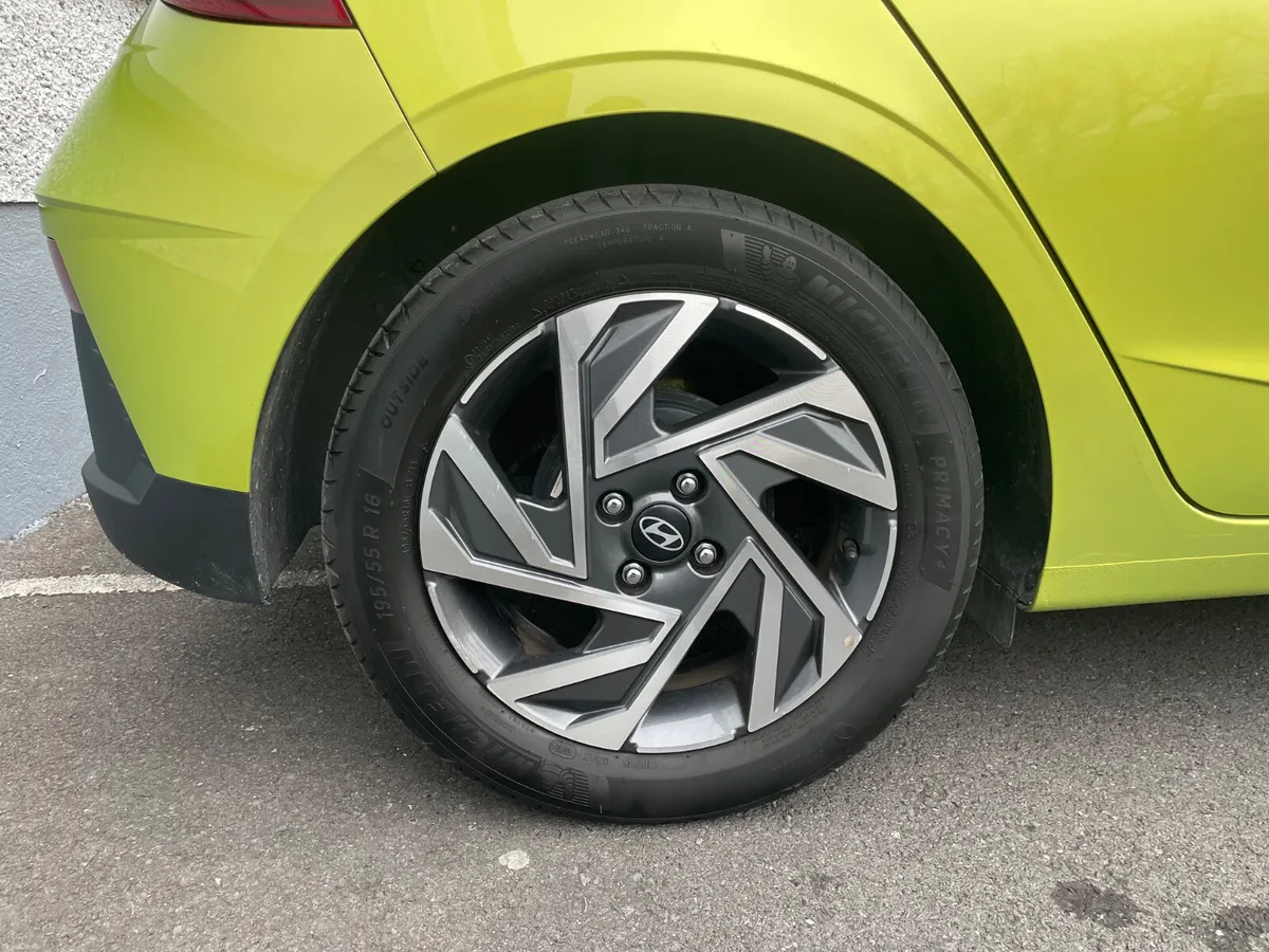 DELUXE PLUS-APPLE PLAY-190TAX - Image 2