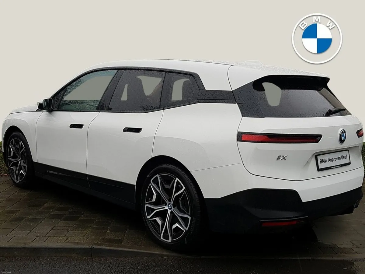 BMW iX xDrive40 Sport - Image 2