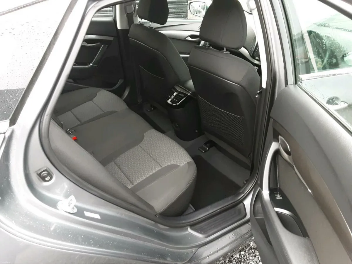 Hyundai i40 2017 1.7 diesel *trade in excepted - Image 4