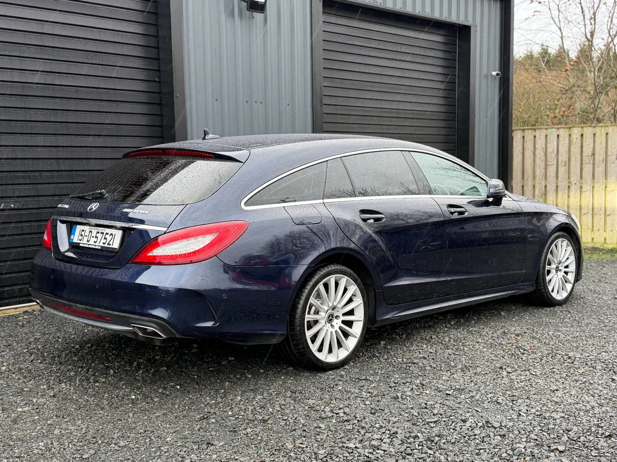 Mercedes-Benz CLS 220 Amg Line 5 Seats - Image 3
