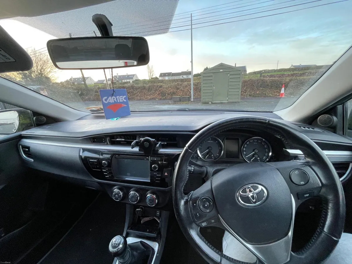 Toyota Corolla 2015 - Image 6