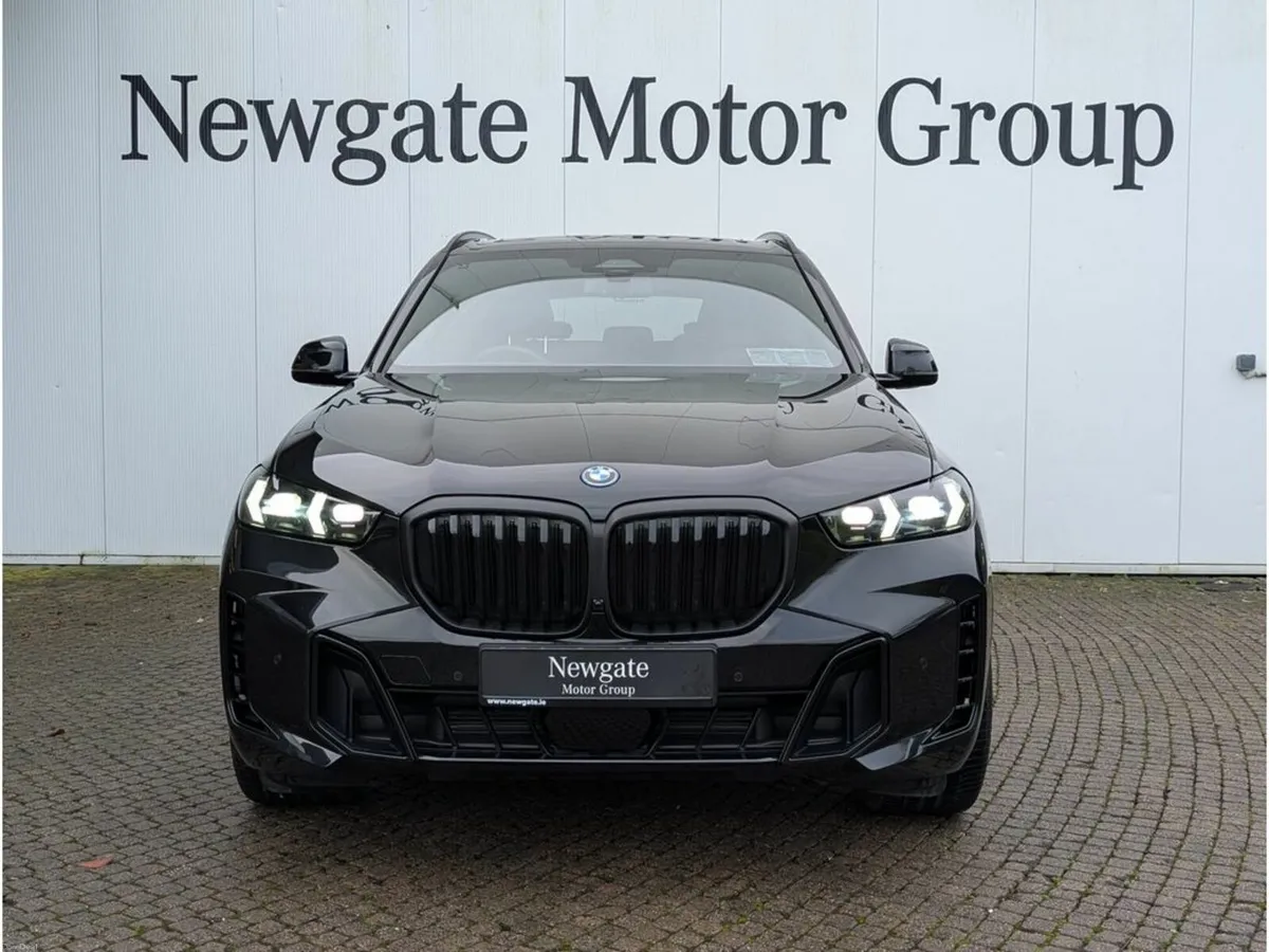 BMW X5 XDRIVE50E M SPORT - Image 2