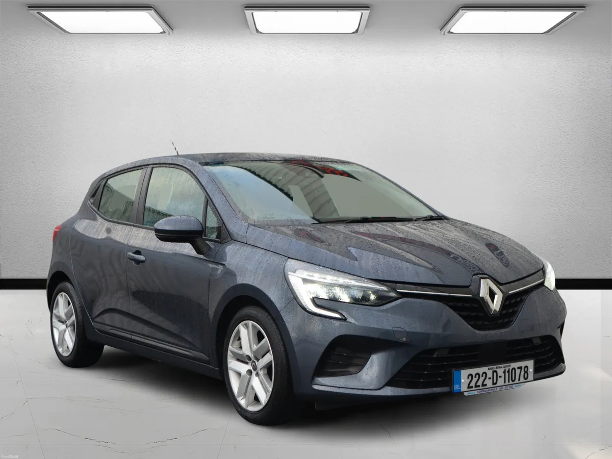 Renault Clio 2022 - Image 1