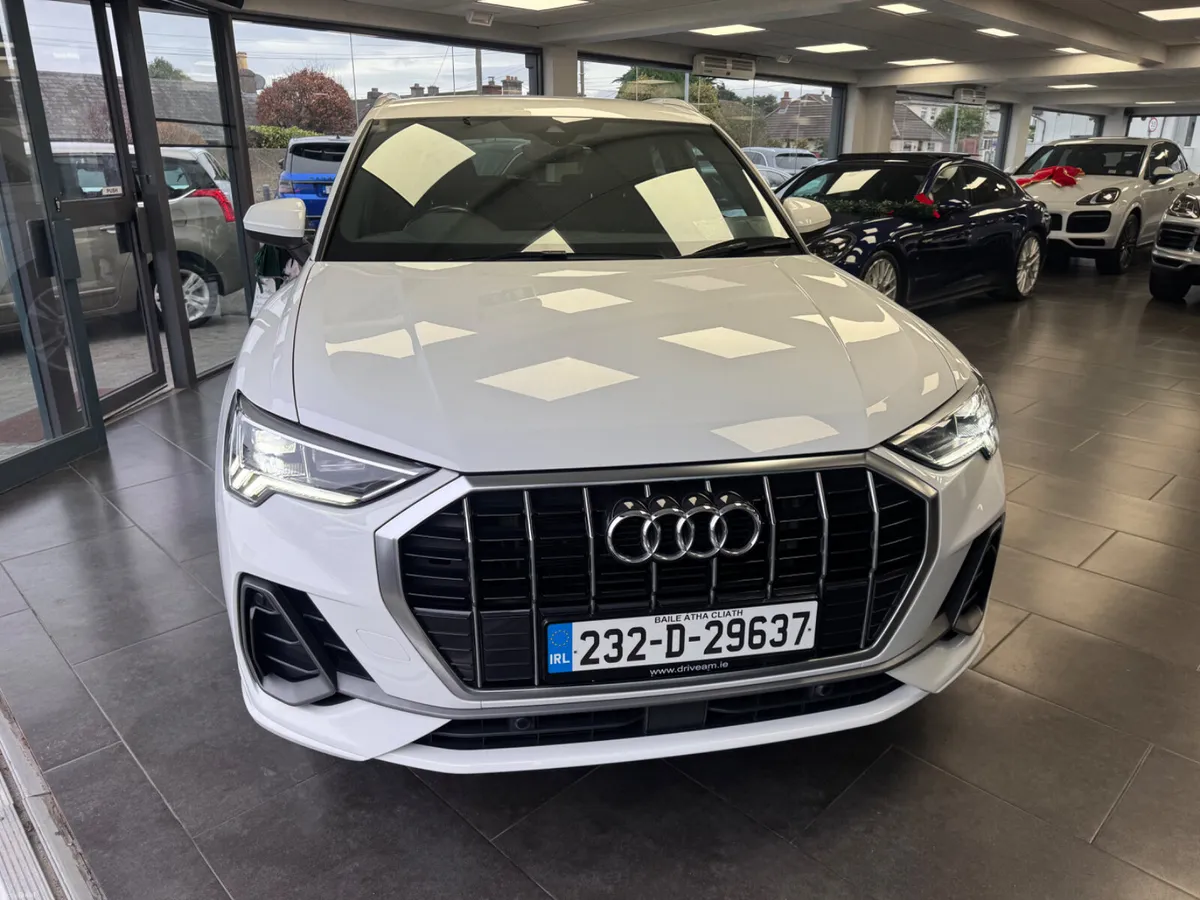 Audi Q3 2023 45 TSI Hybrid S-Line - Image 5