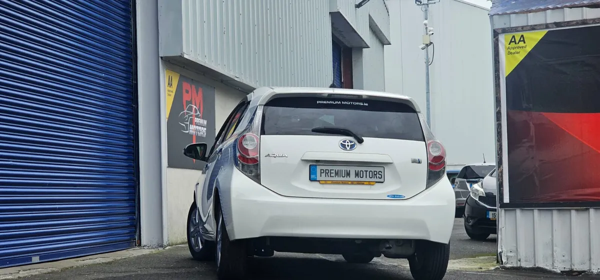 Toyota Aqua Push start AA Approved Heated seats - Image 4