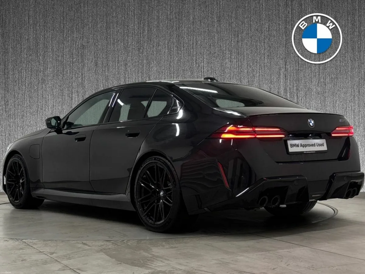 BMW M5 4.4 Petrol PHEV 4DR AUTO - Image 3