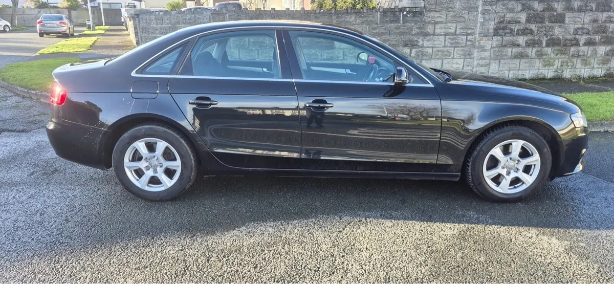 10 Audi A4 NCTd - Image 3