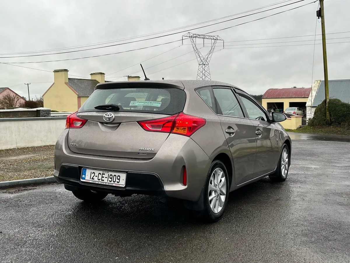 Toyota Auris   2012   1.4 Diesel - Image 4