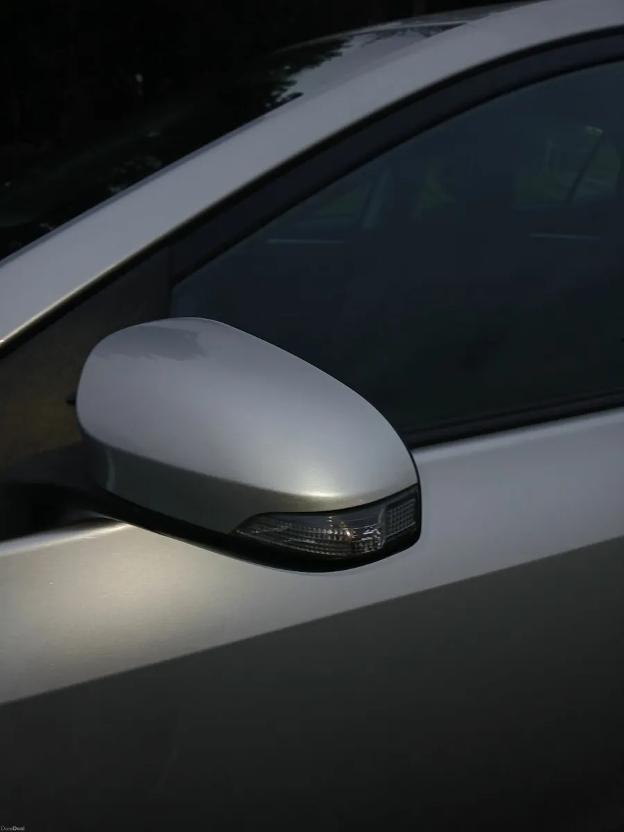 Toyota Corolla 2017 - Image 4